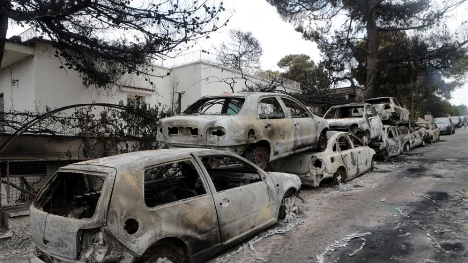 Διεθνή ΜΜΕ για τις φωτιές στην Αττική: Οι Έλληνες ζητούν εξηγήσεις